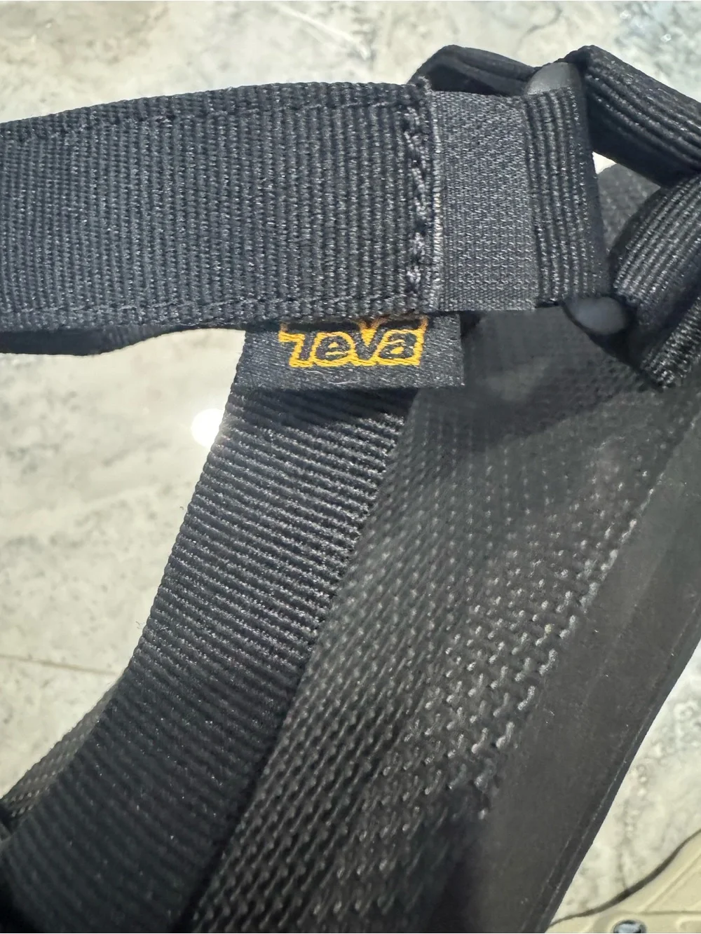 NWOT Teva Men's Black Adjustable Strap Sandals